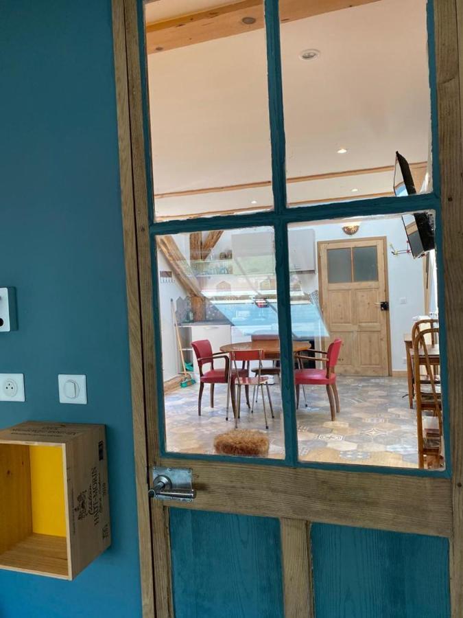 Au Cheval Blanc - appartements et chambres d'hôtes Albertville Extérieur photo