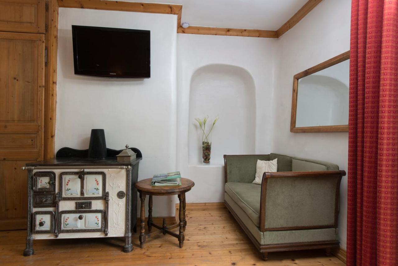 Au Cheval Blanc - appartements et chambres d'hôtes Albertville Extérieur photo